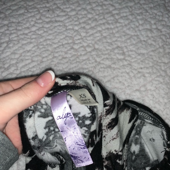 black and white tie-dye dress - Picture 3 of 3